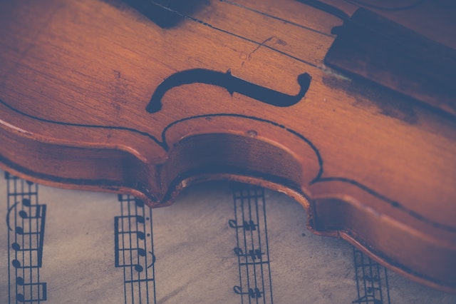 The Materials Engineering Secrets of Stradivari and Guarneri Violins